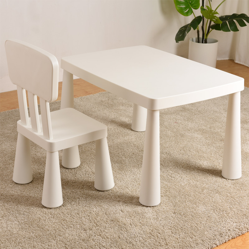 Mesa y 2 sillas color blanco