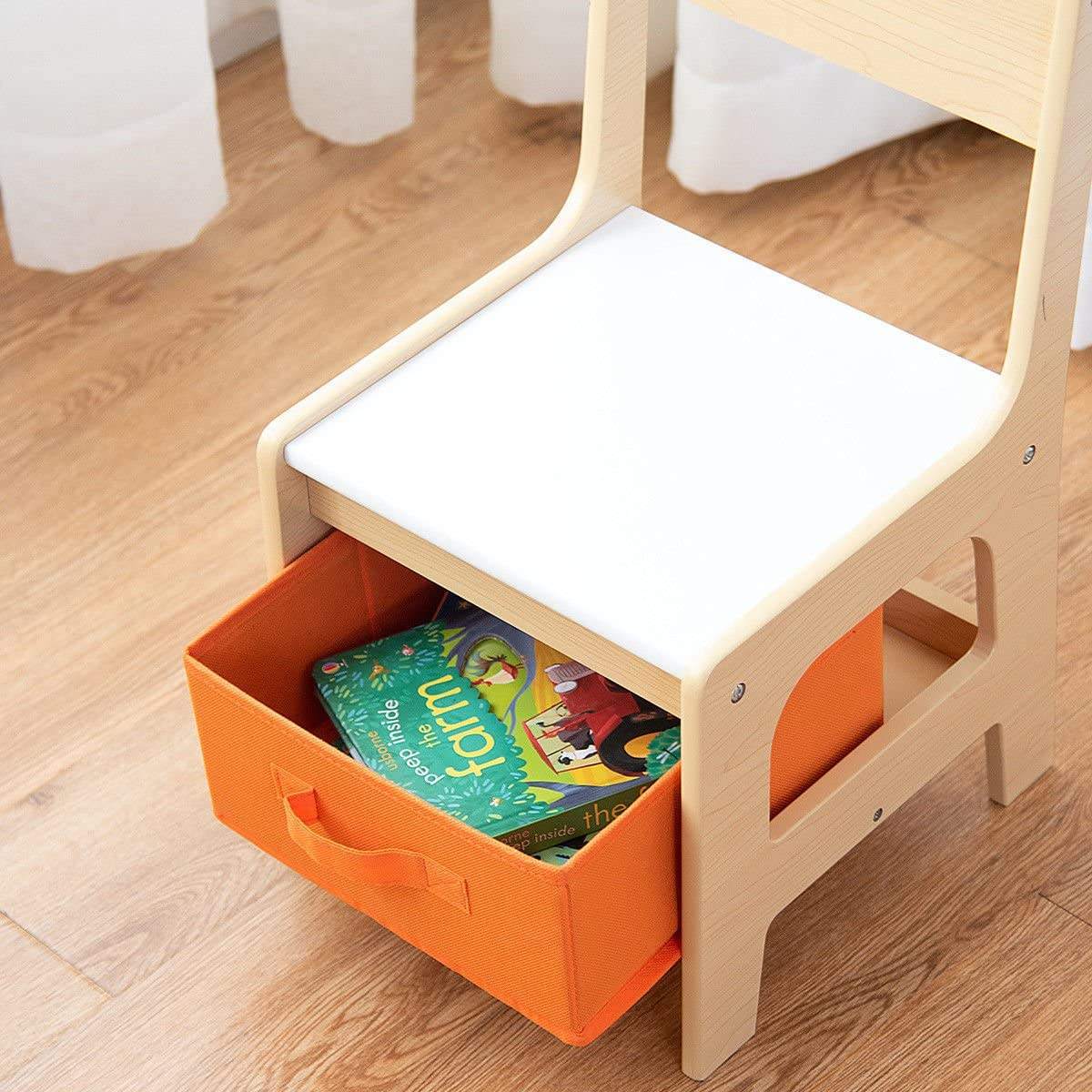 Set de mesa y sillas con almacenamiento