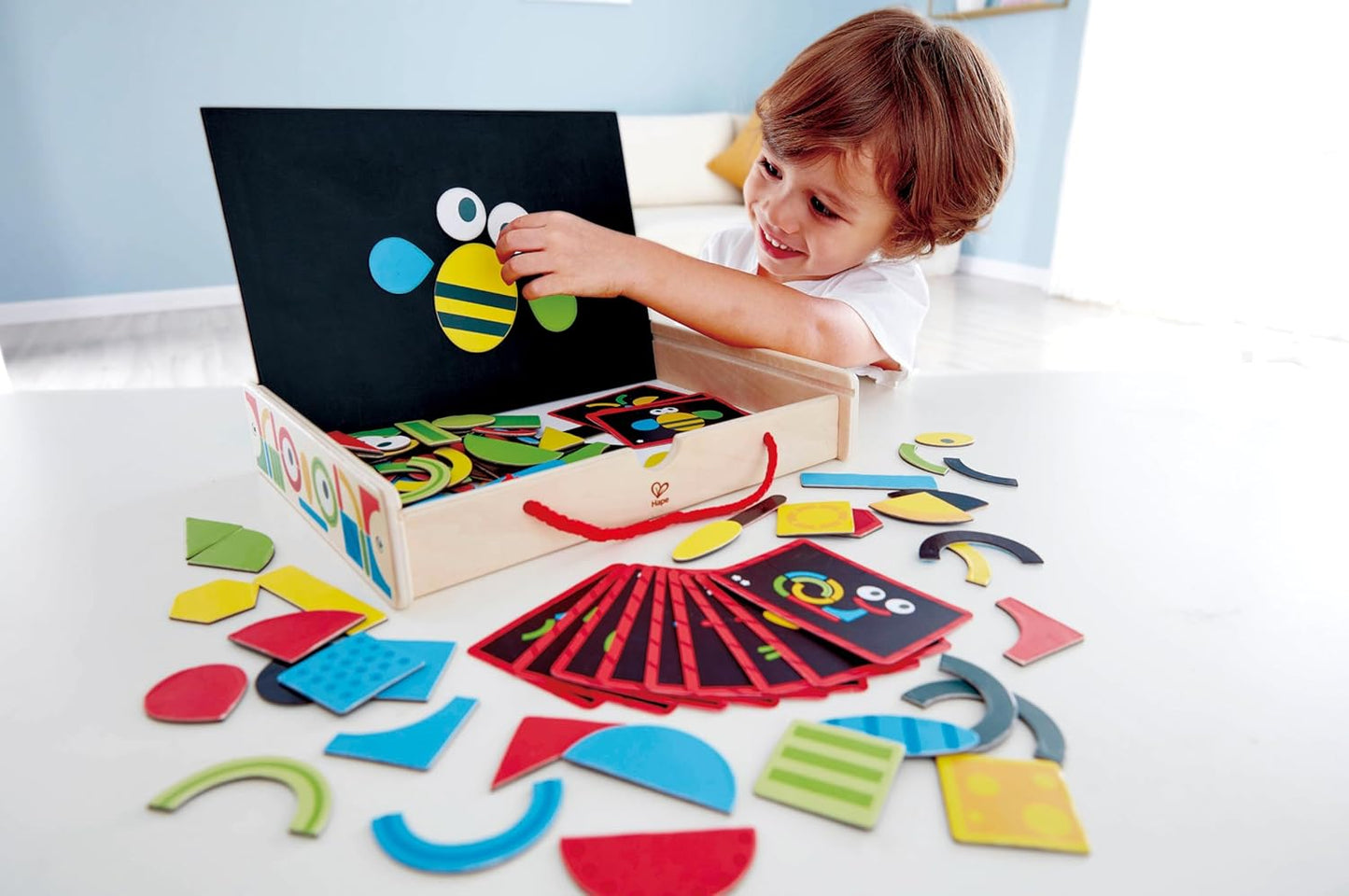 Magnetic tangram